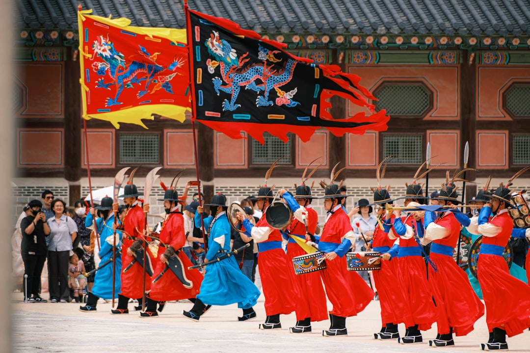The royal changing of the guard ceremony at Gyeongbokgung.