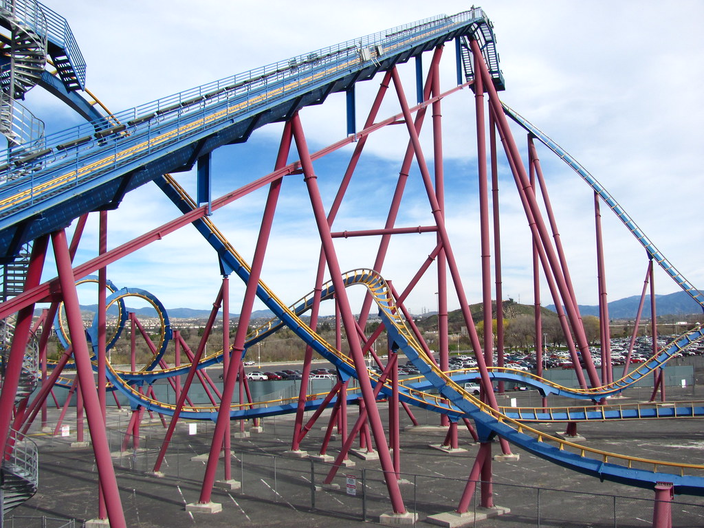 Six Flags Magic Mountain 200