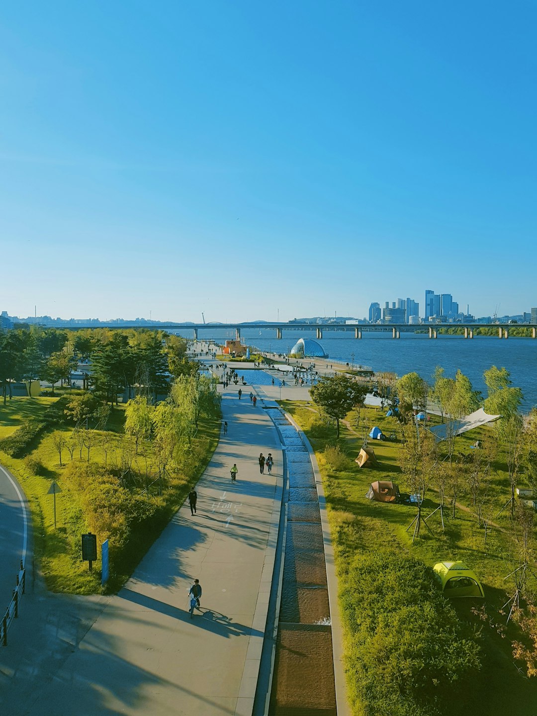 Seoul Yeouido hanriver park