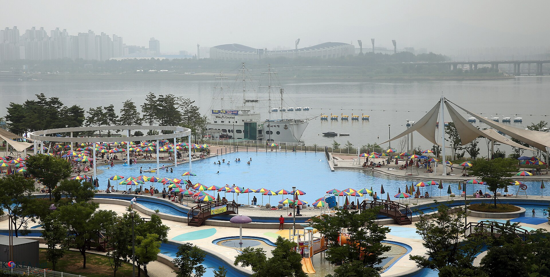 Ttukseom Island Hangang River Park July 15, 2014 Ttukseom Island Hangang River Park, Gwangjin-gu, Seoul Ministry of Culture, Sports and Tourism Korean Culture…