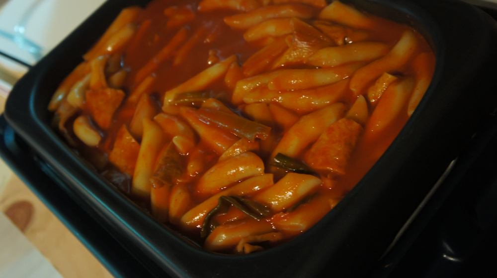 Tteok-bokki (stir-fried rice cakes)