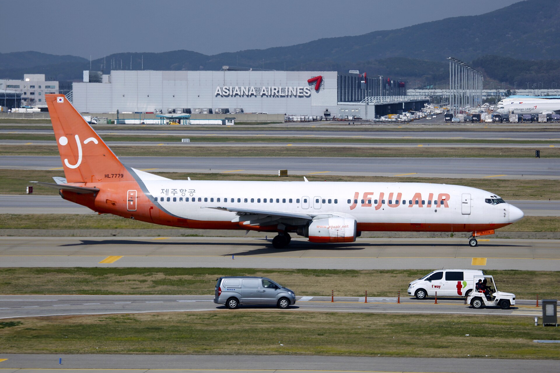 Jeju Air Boeing 737-85F Seoul Incheon International Airport [ICN]